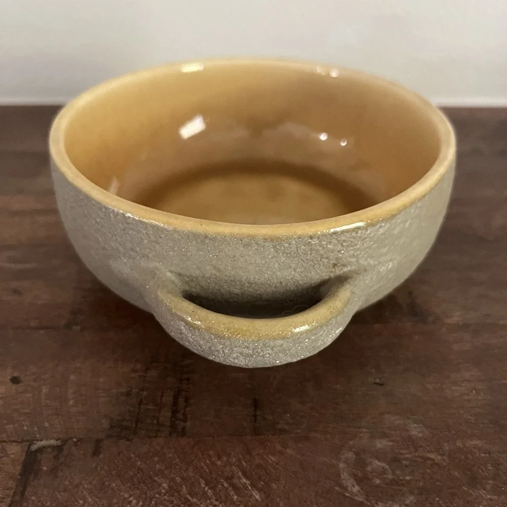 Winfield Pottery Covered Soup / Mini Casserole Dish